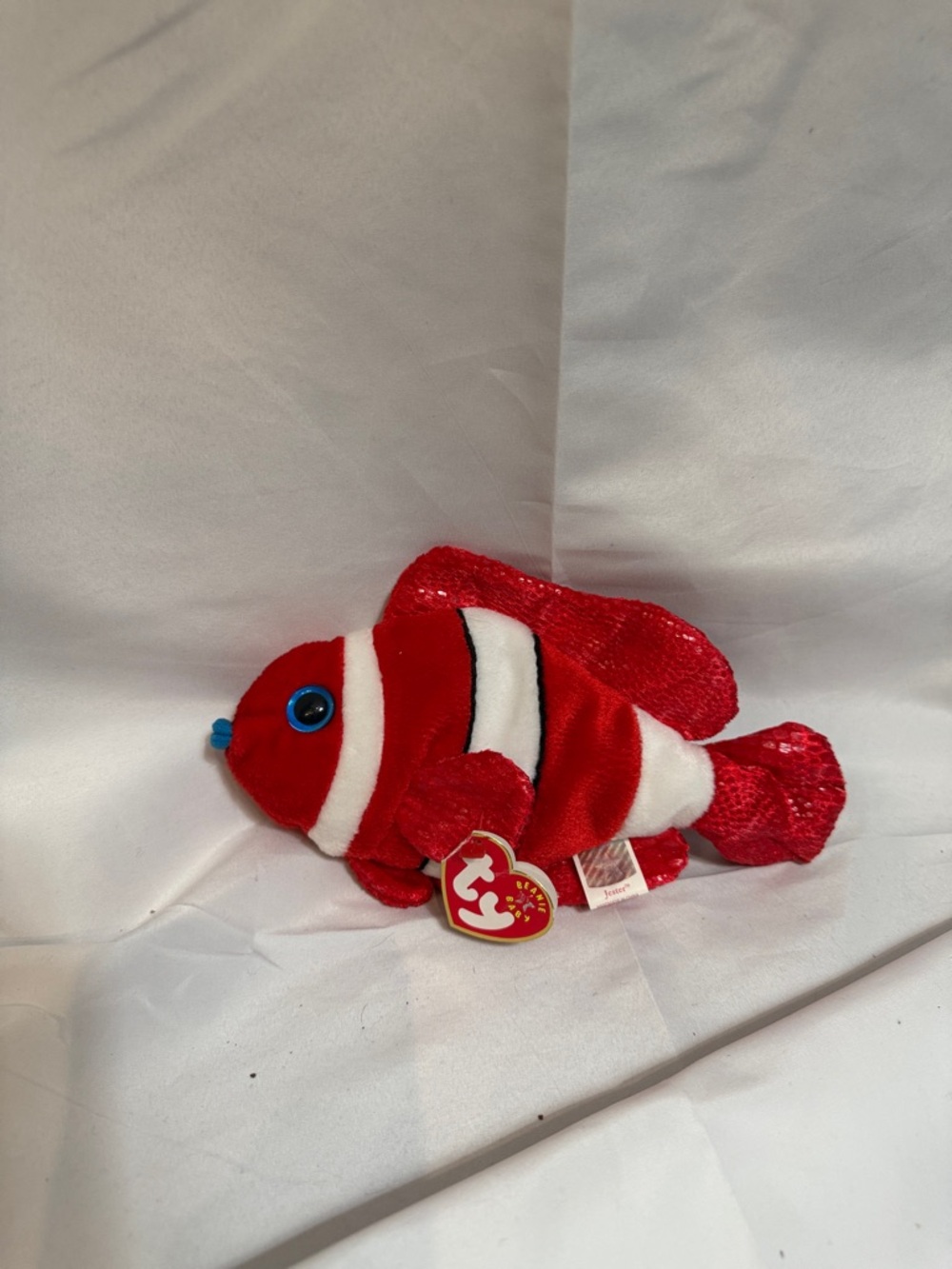 Ty Beanie Baby Plush Jester Clownfish with Red and White Stripes. 2000 Vintage.